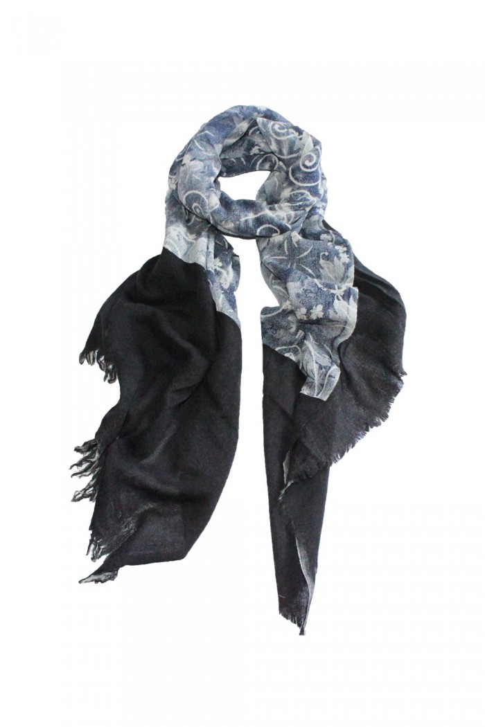 100% Woolen Printed Scarf