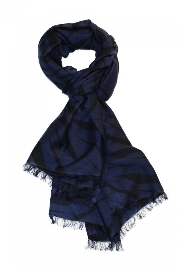 Pashmina Printed Scarf With Self Fringes.